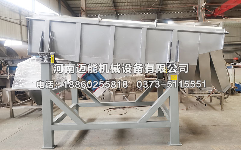 直線振動篩新機(jī)開機(jī)前的注意事項(xiàng)