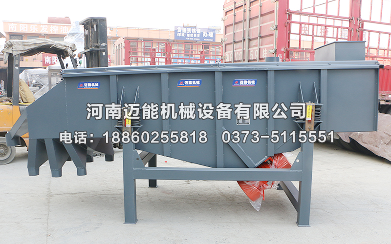 直線振動(dòng)篩物料跑偏如何解決