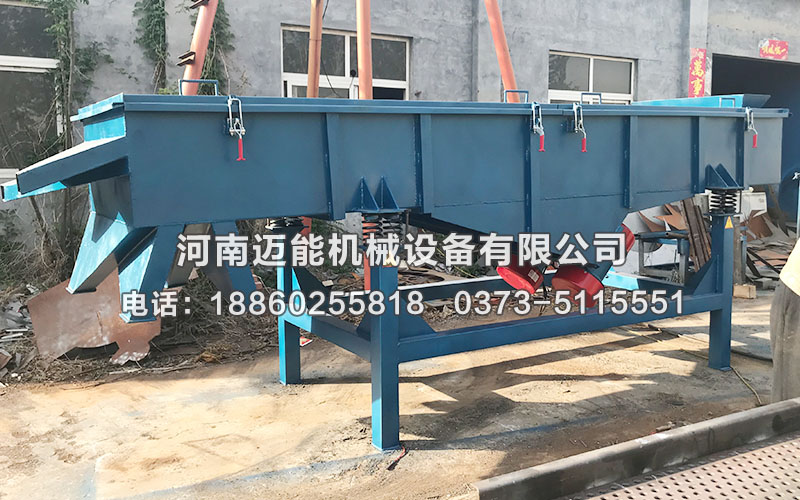 煤塊直線篩煤堆積過厚是什么原因？
